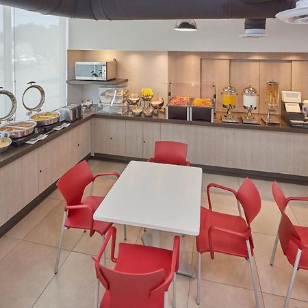 City Express Junior By Marriott San Luis Potosi Zona Industrial Exteriér fotografie