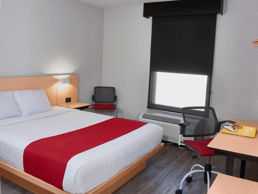 City Express Junior By Marriott San Luis Potosi Zona Industrial Exteriér fotografie