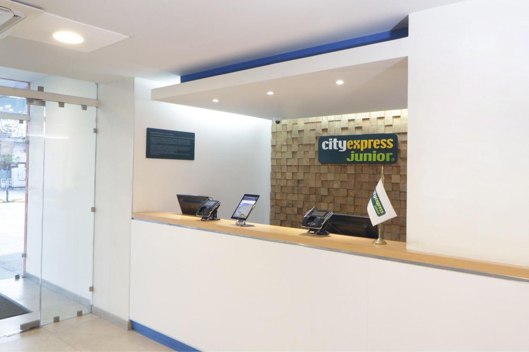 City Express Junior By Marriott San Luis Potosi Zona Industrial Exteriér fotografie